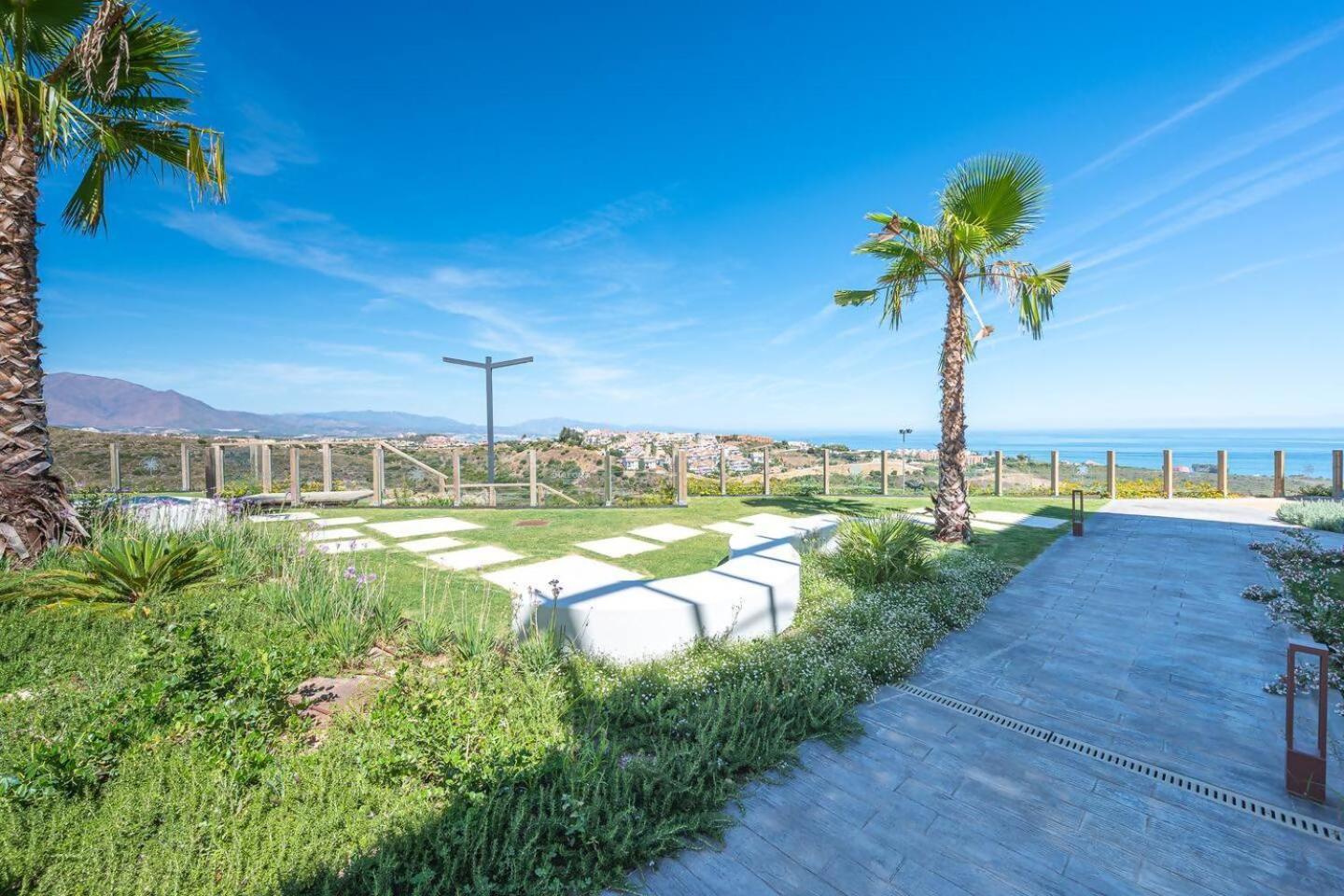 דירות מנילבה Atico Familiar Vistas Al Mar מראה חיצוני תמונה